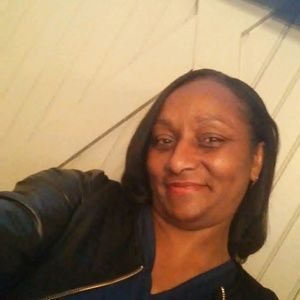 Meet your Posher, Venessa
